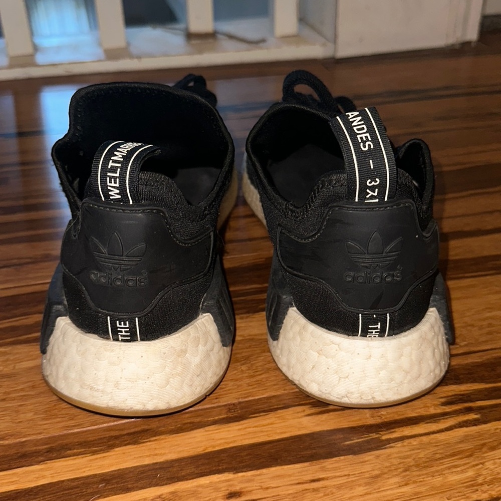 Adidas NMD R1
